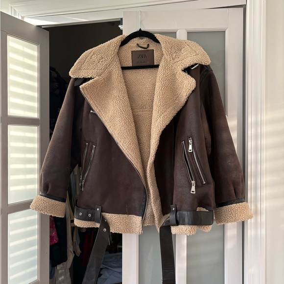 Zara Jackets & Blazers - Zara Cream Shearling Jacket